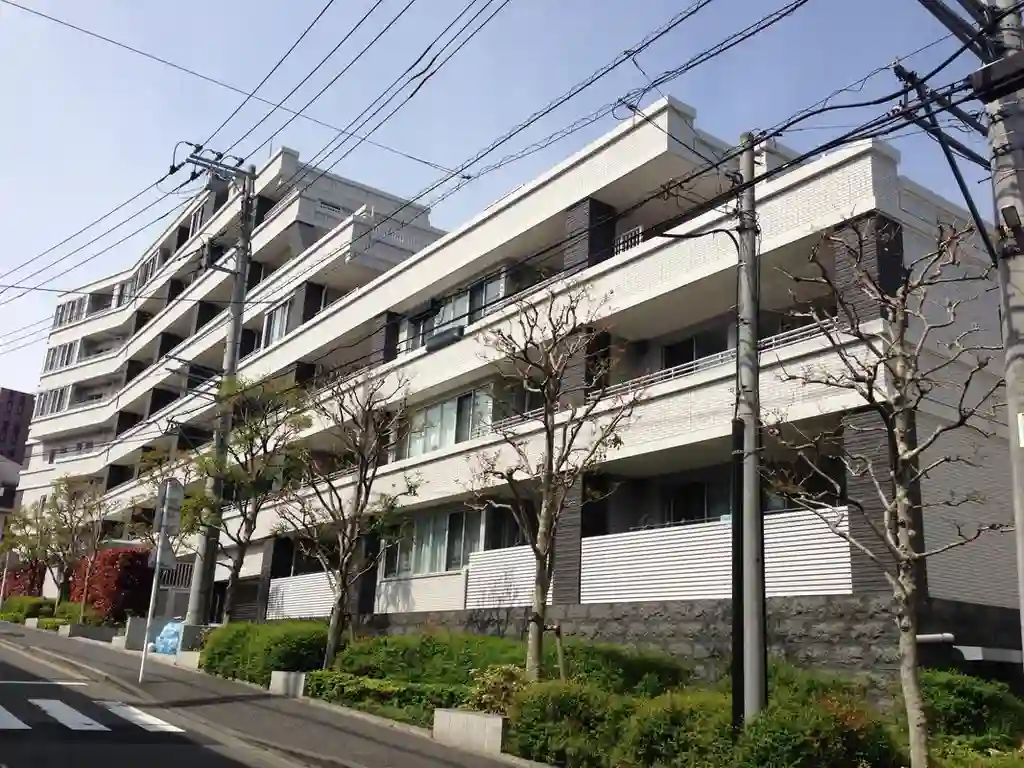 ライオンズ日吉アーティスフォート 外観