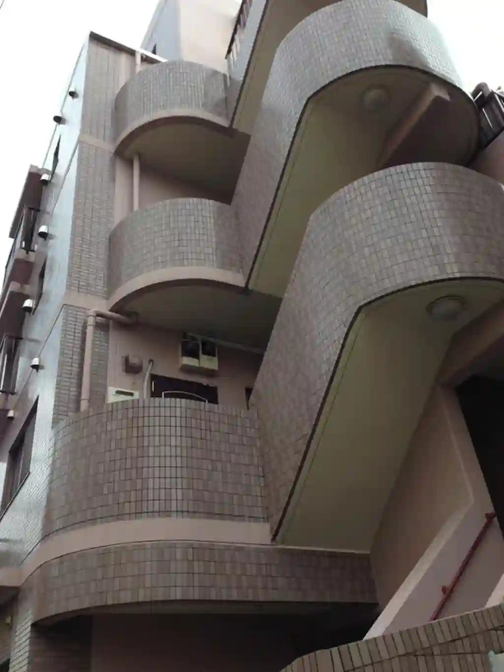 サンヒルズ大室 外観