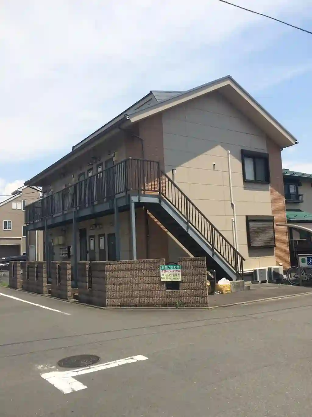 クローバーハウス 外観