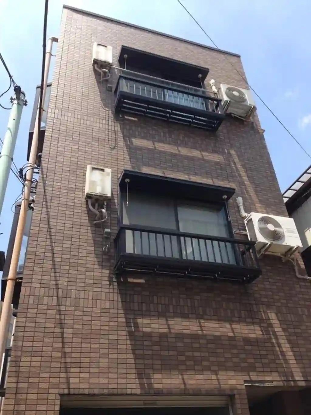 ジュネス 外観