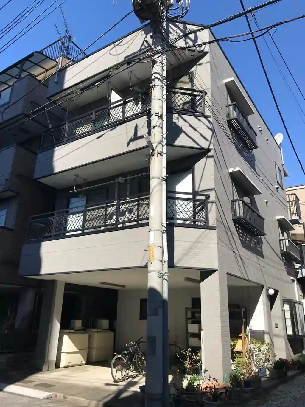 サン・オロロン 外観