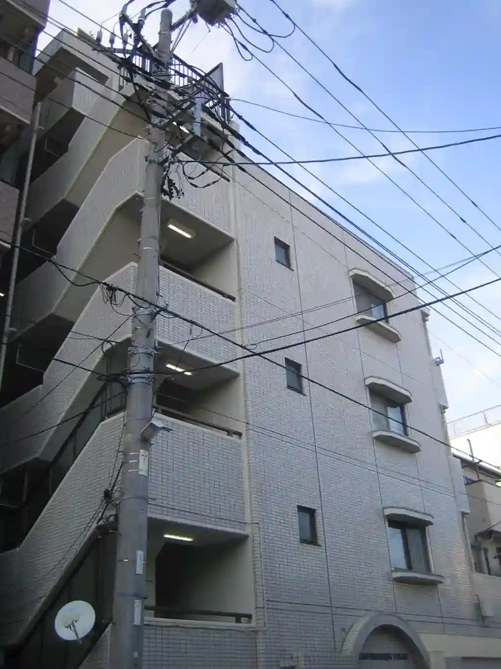 クリオ井土ヶ谷ファースト 外観
