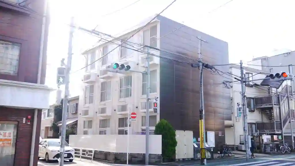 レオパレスいずみ 外観