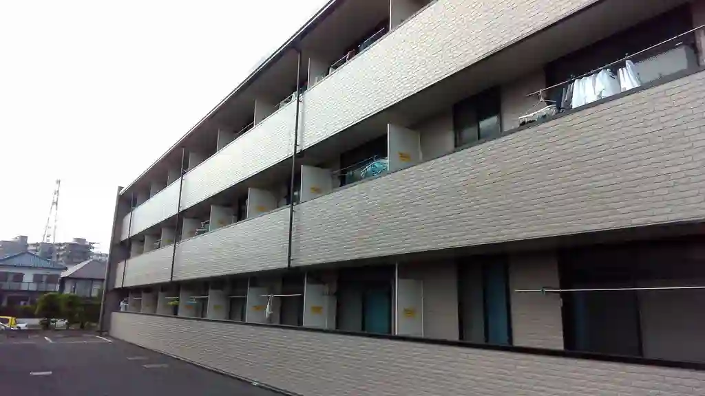 レオパレスガーデンビレッジ 外観