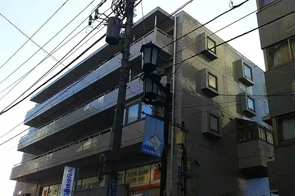 シャトレ・クインテス国立 外観