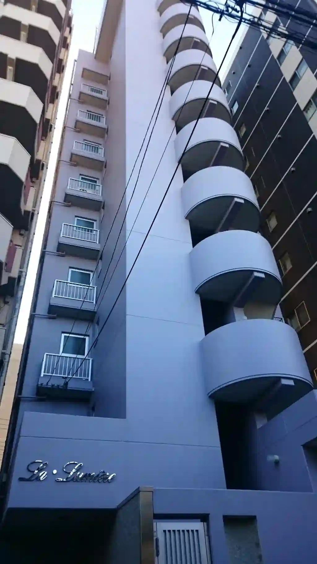 ラ・ルミエール 外観