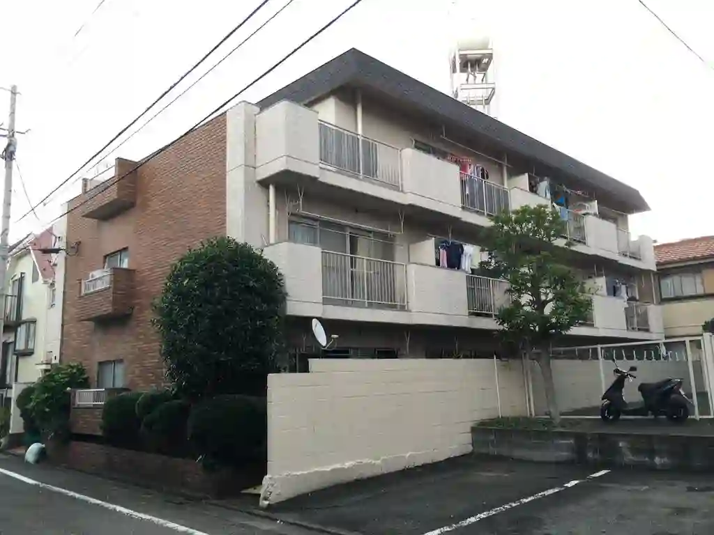ドゥエリングサカ 外観
