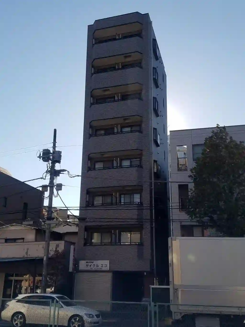 アヴニール東白楽 外観