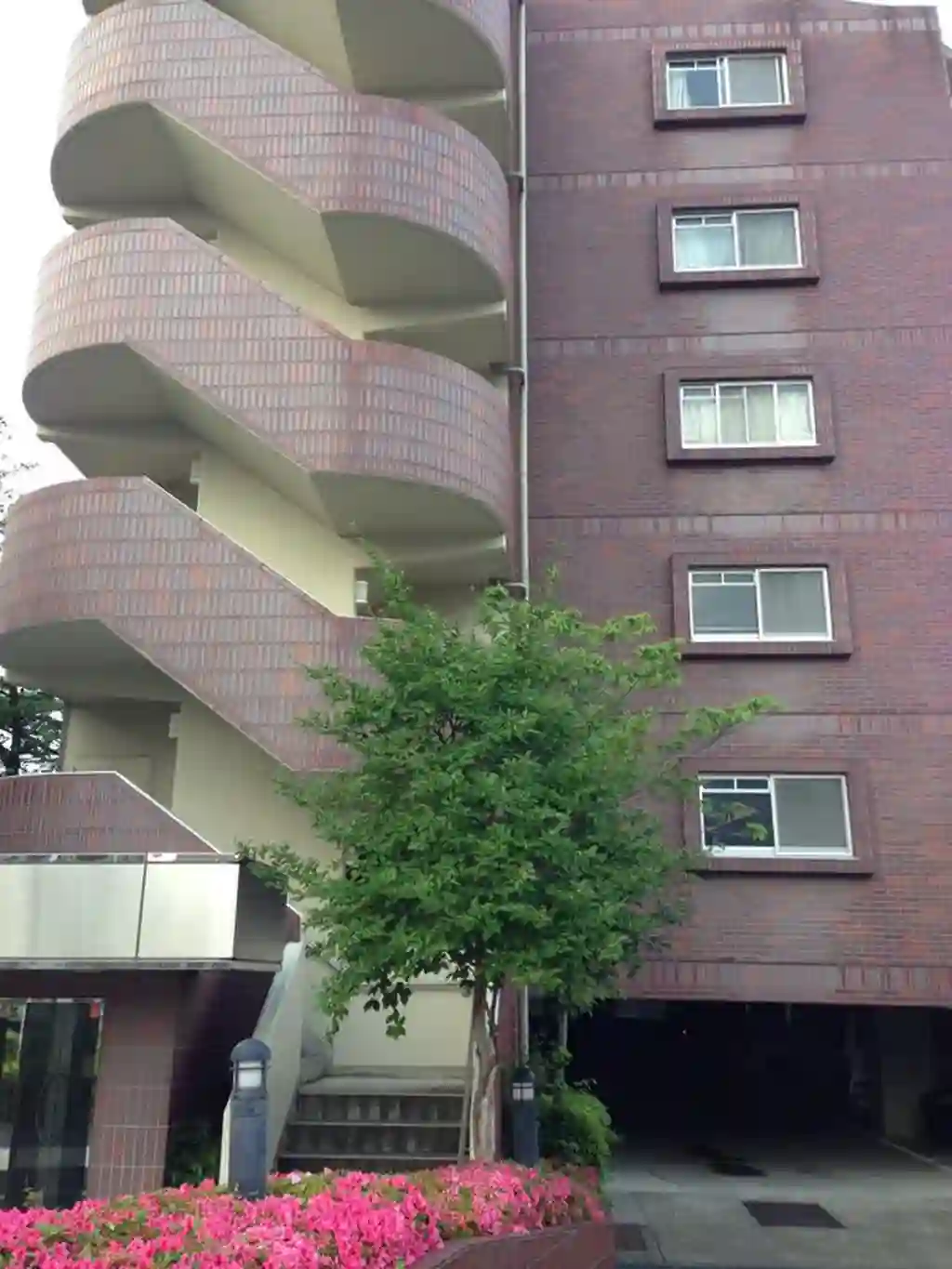 サン・ロワール 外観