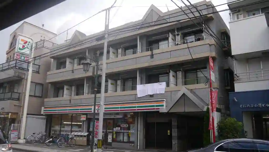 ステージ国立 外観