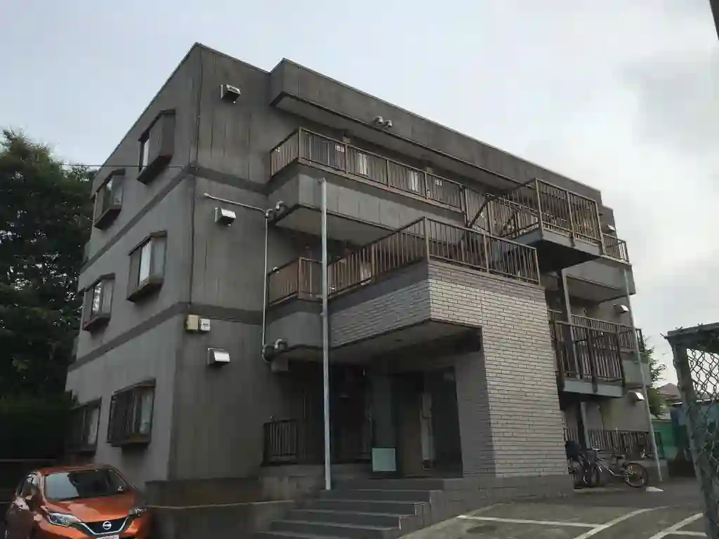 ロイヤルコスモス 外観
