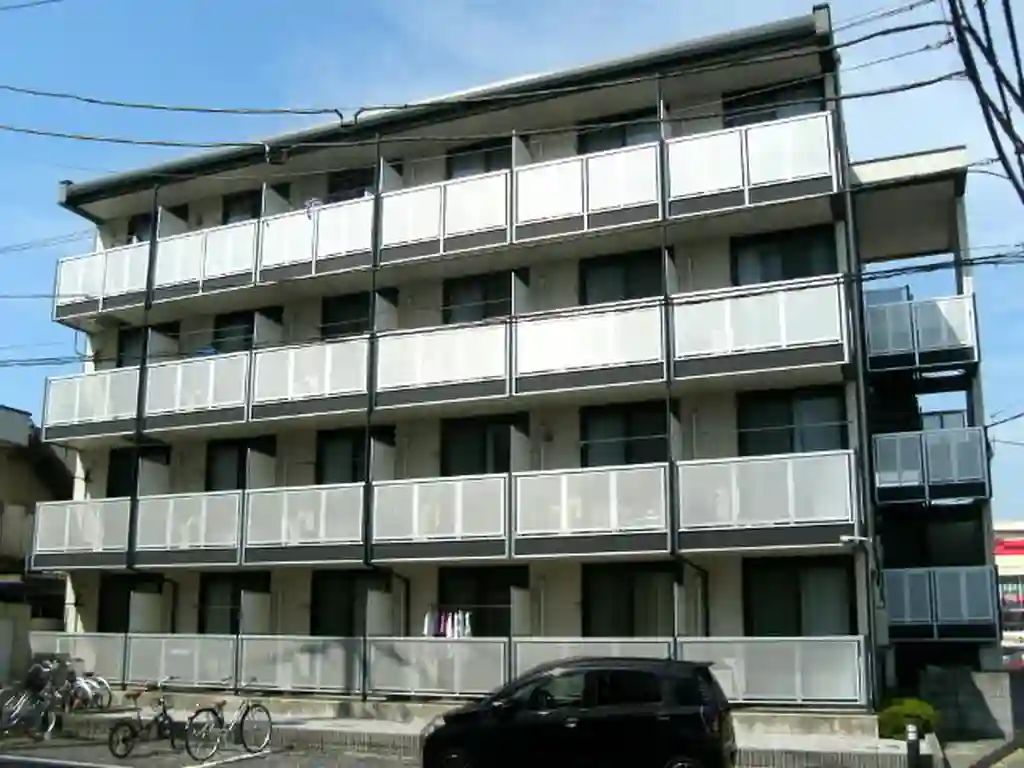 レオパレスOVIRA 外観