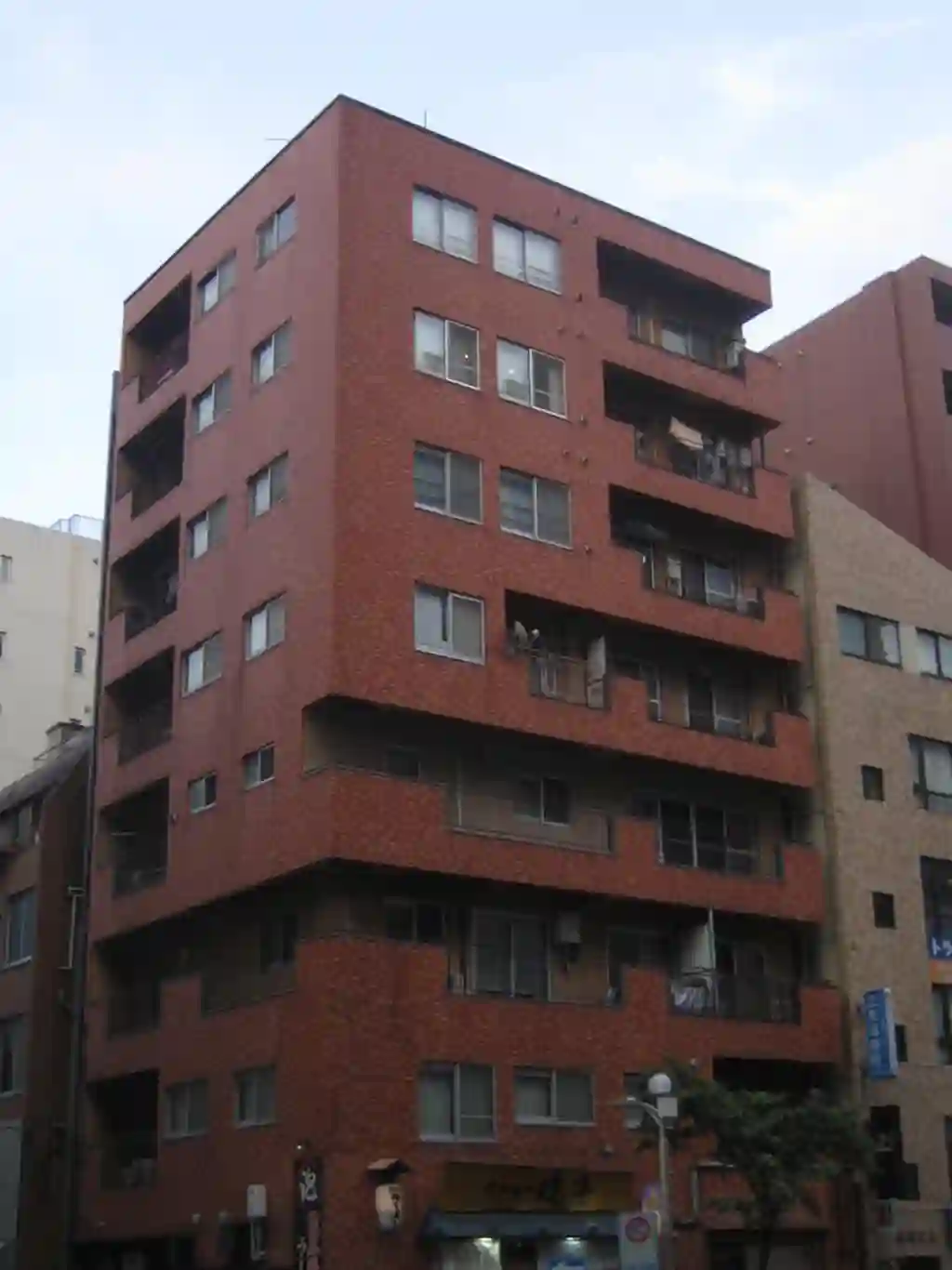 マック三田コート 外観