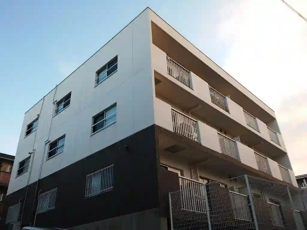 レガシィ白楽 外観