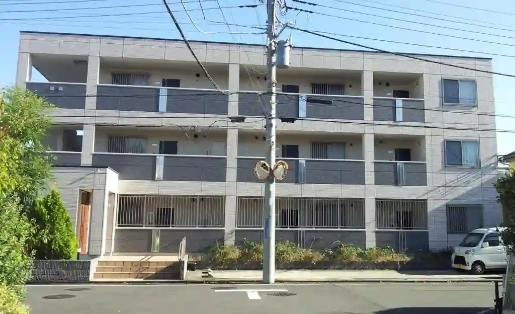 コリン・プリマヴェラ 外観