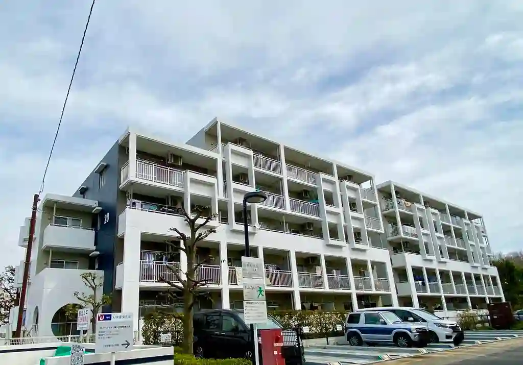 UR都市機構パークサイド鎌ケ谷20号棟 外観