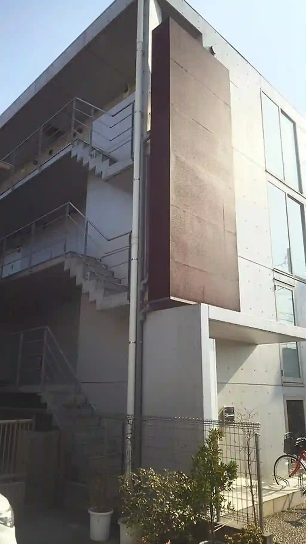 イクストロア 外観