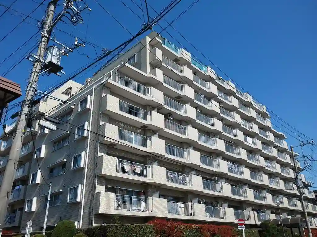 ネオハイツ伊勢原 外観