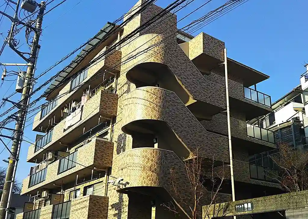 リベルテ鴨居 外観