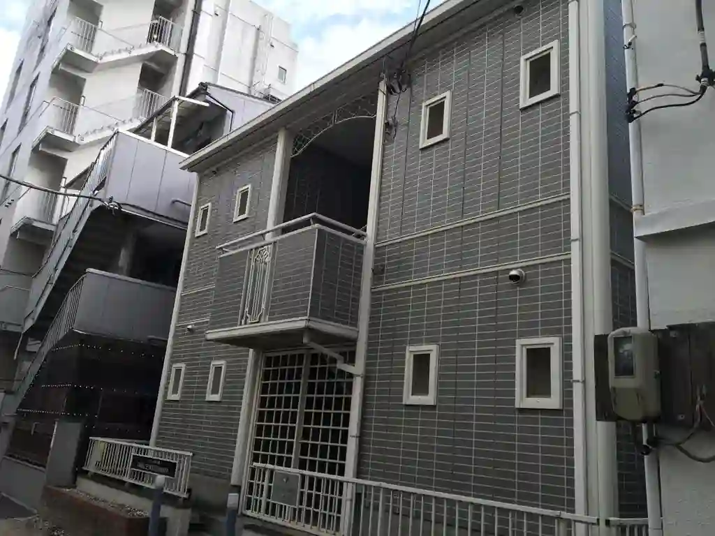ファミール本八幡 外観