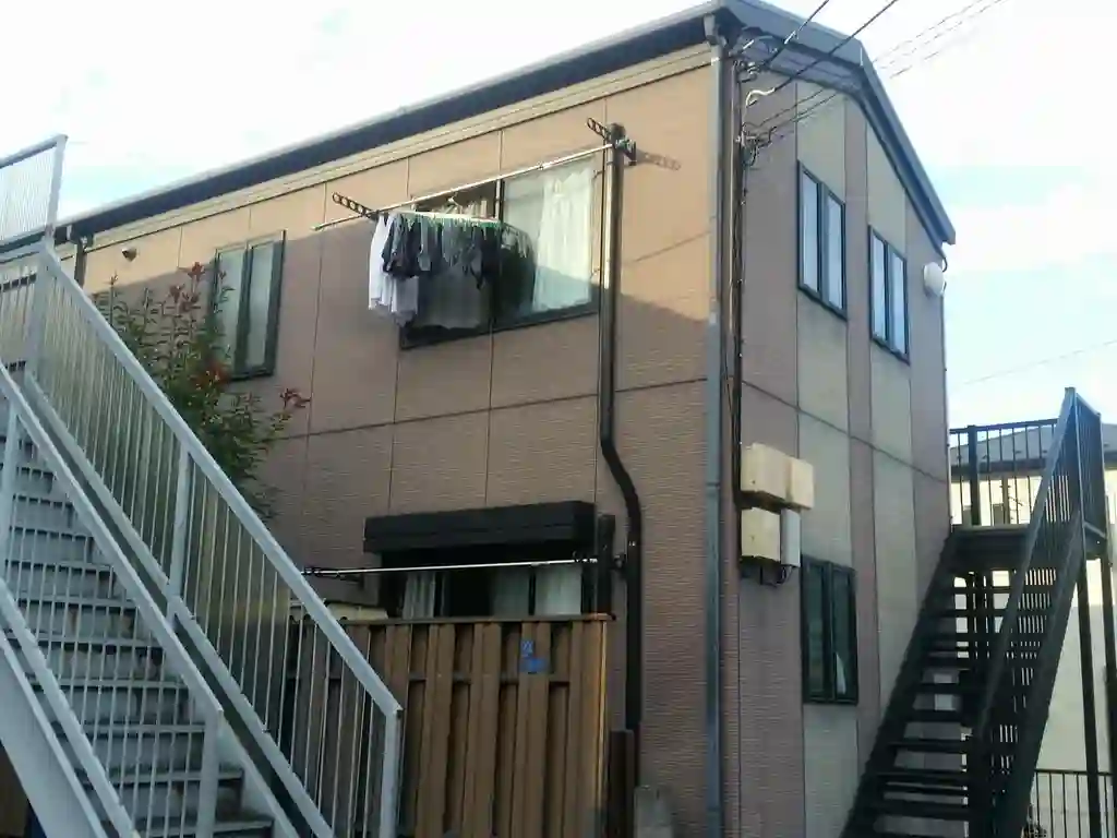 ホリーズドミサイル 外観