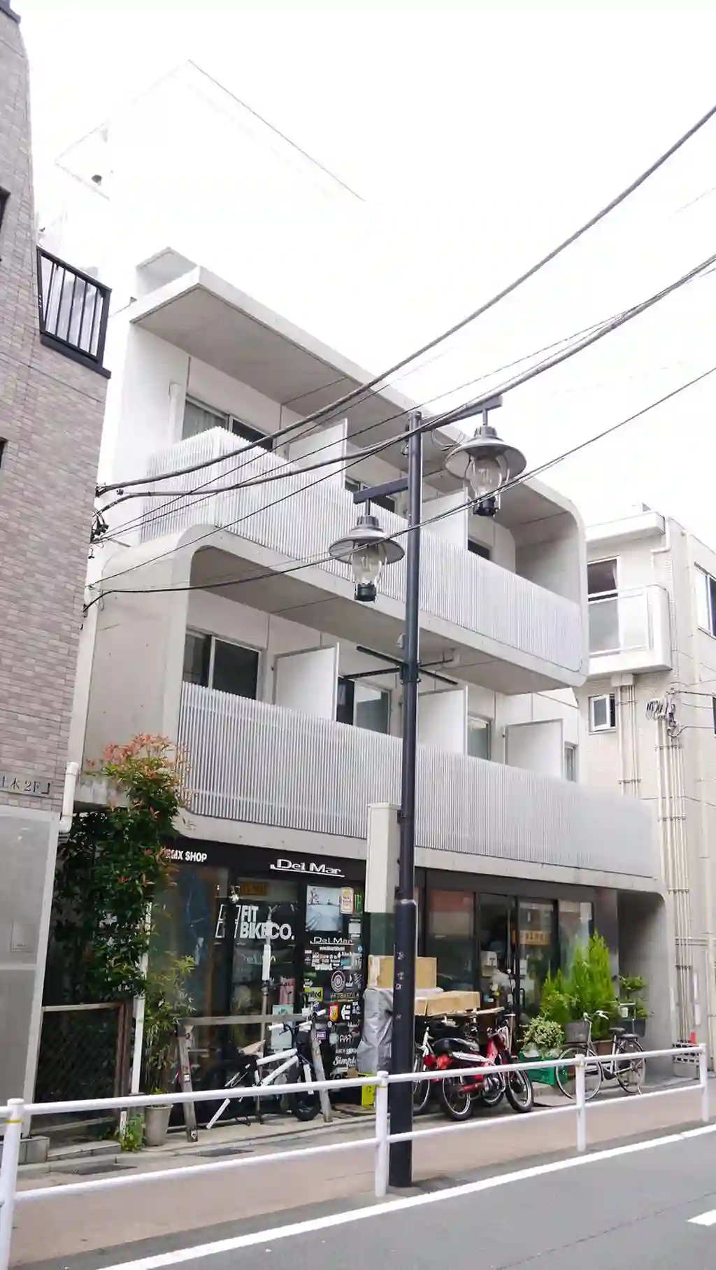 NPLUS 外観