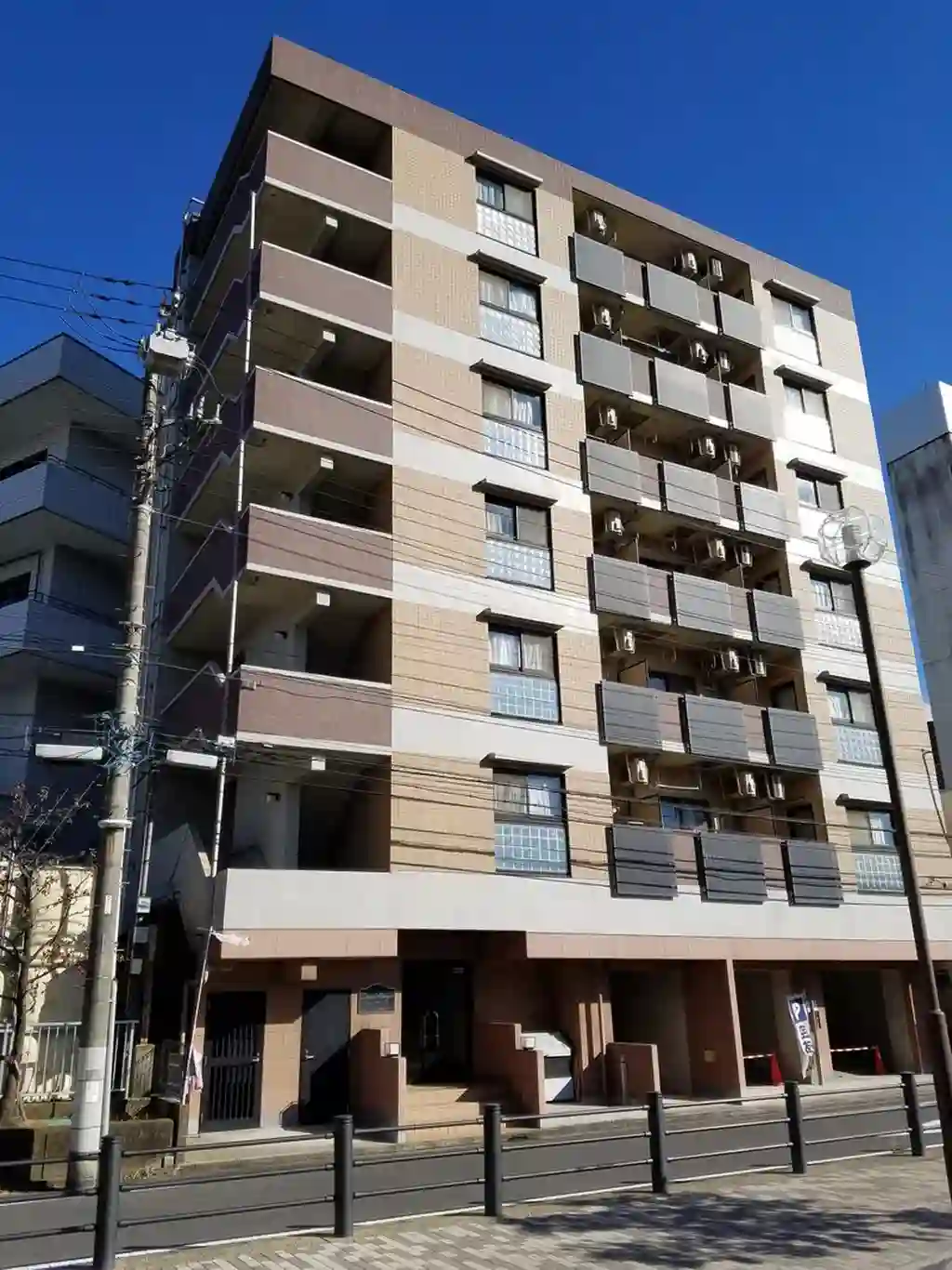 コルソ アダージョ 外観