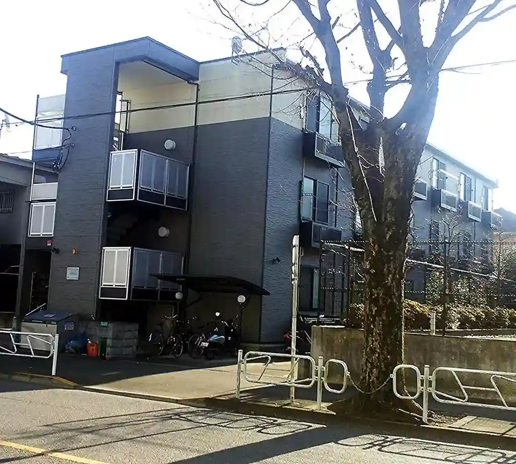 レオパレスドルチェ 外観