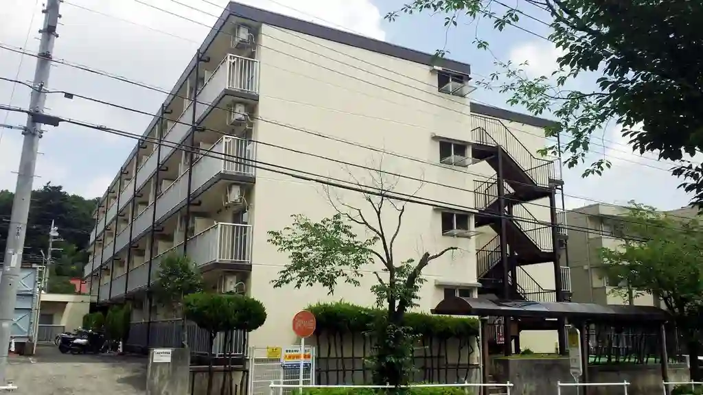 多摩学生マンション 外観