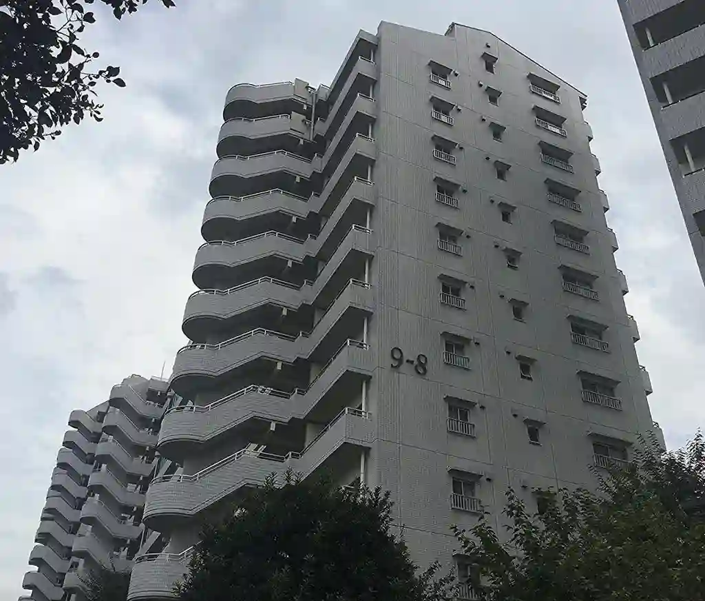 UR都市機構サントゥール中川9-8号棟 外観