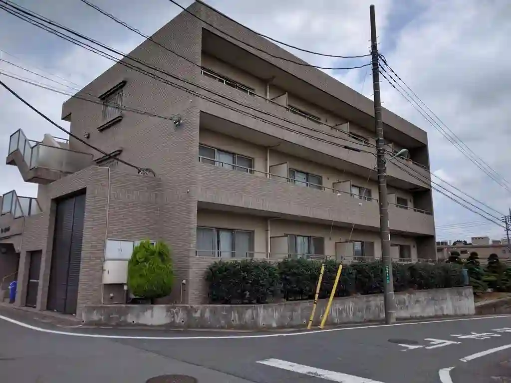 ラ・シャリテ 外観
