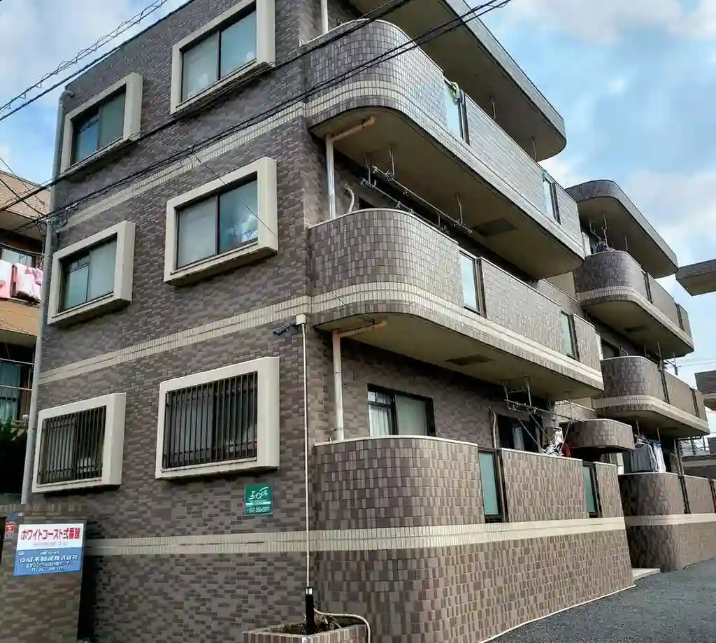 ホワイトコースト弐番館 外観