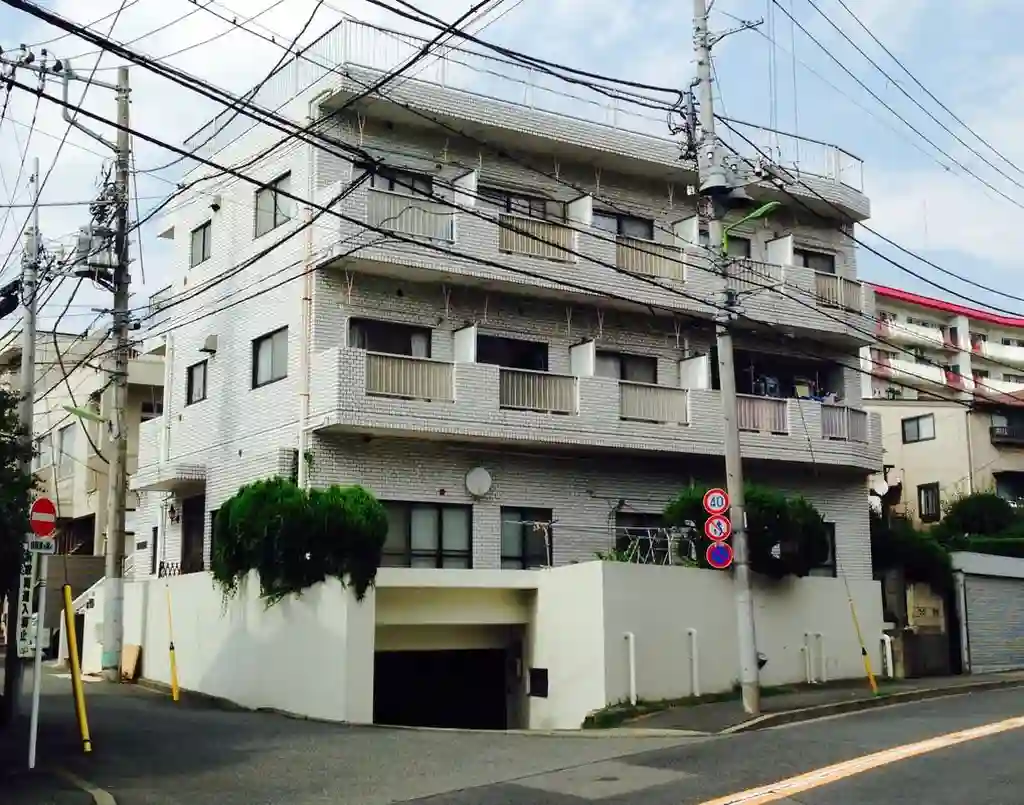 クレスト上用賀 外観