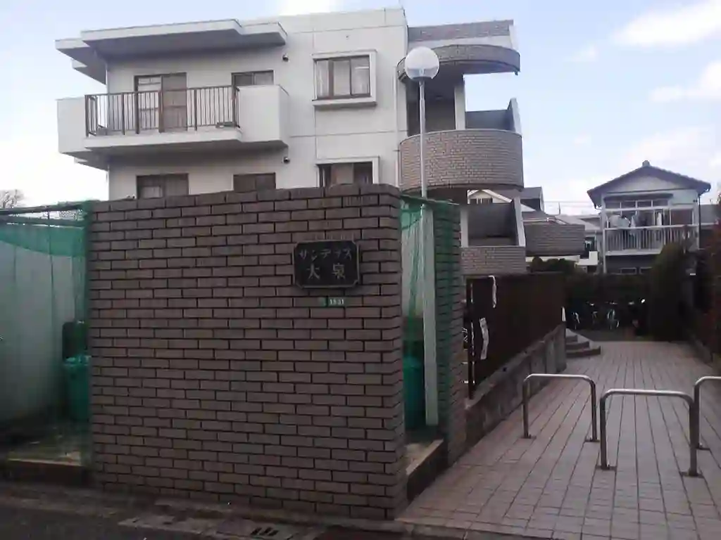 サンテラス大泉 外観