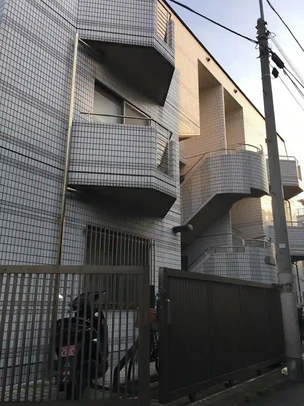 ヒルズスダ 外観
