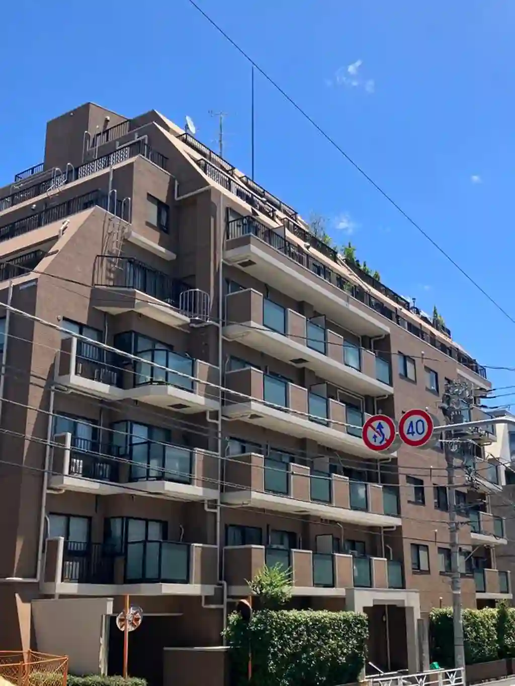 シャロンロイヤル代々木初台 外観