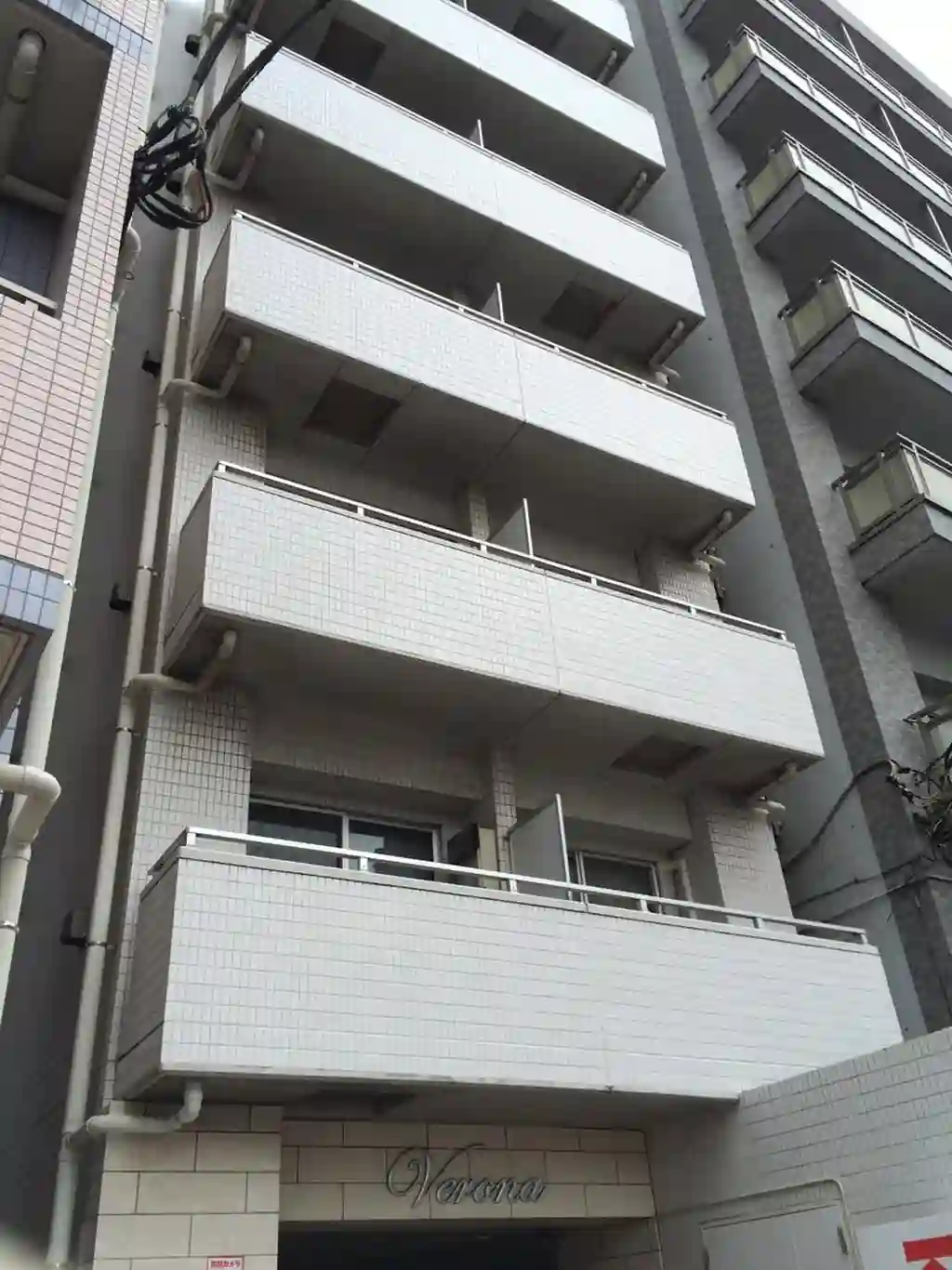 ヴェローナ空港西Lusso 外観