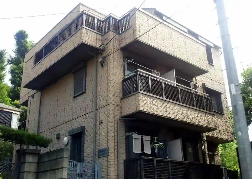 ディマンシュI 外観