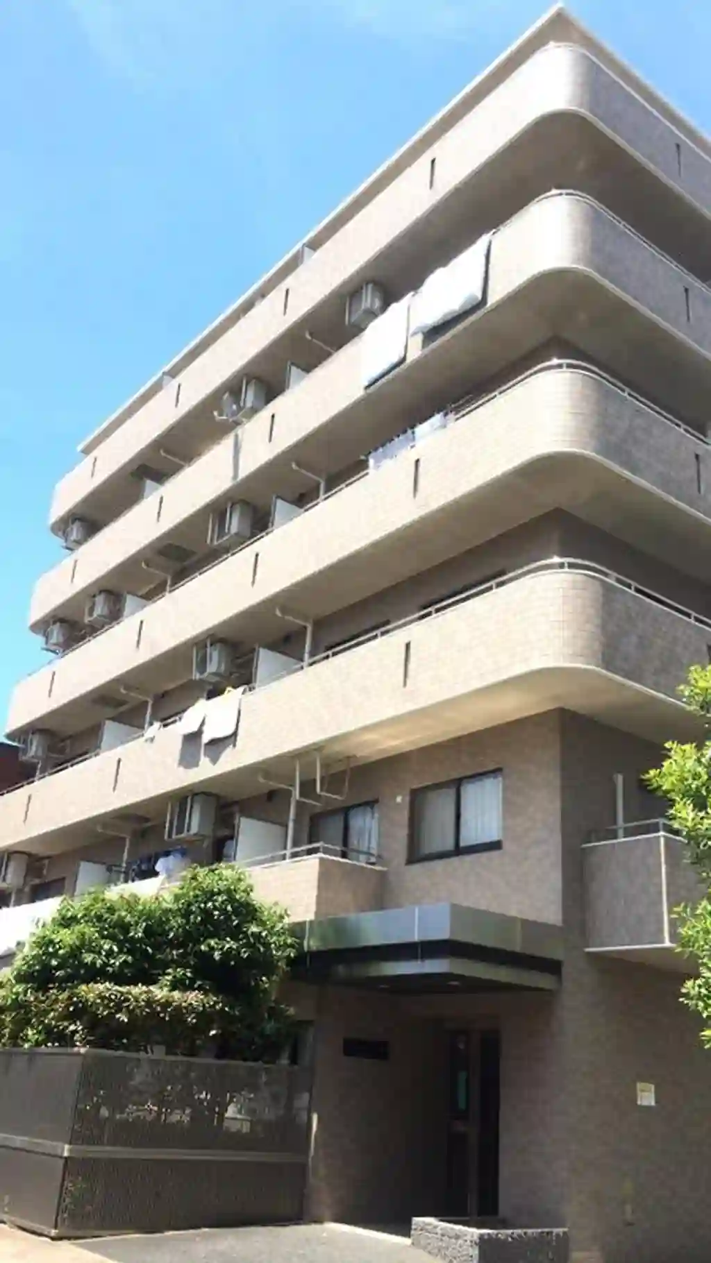 クレッセント 外観