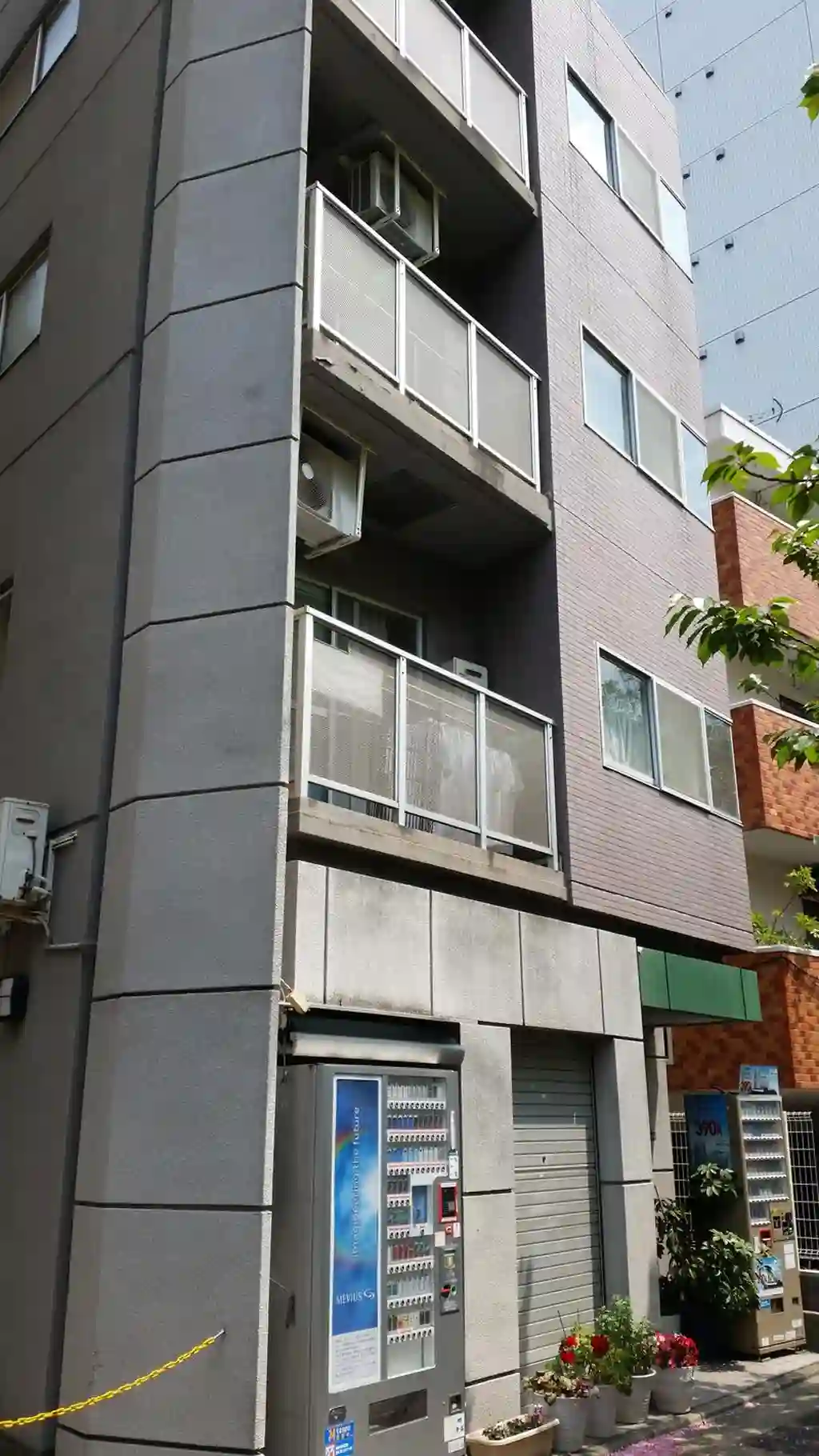 コスモST 外観