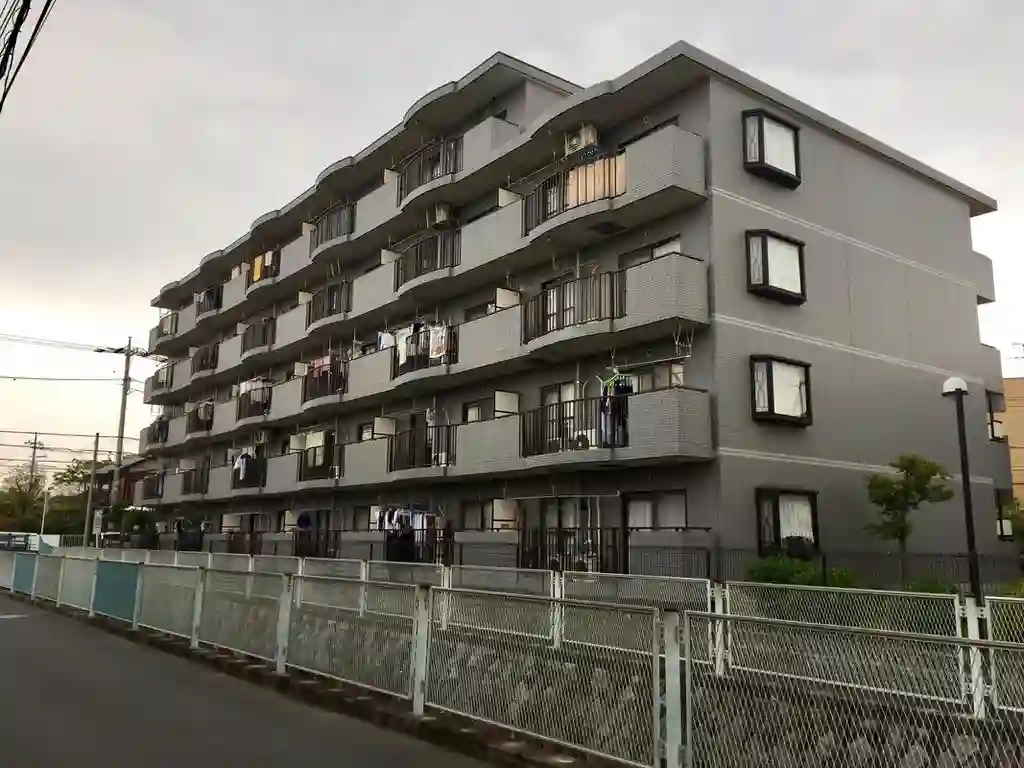 サンライズ多摩 外観