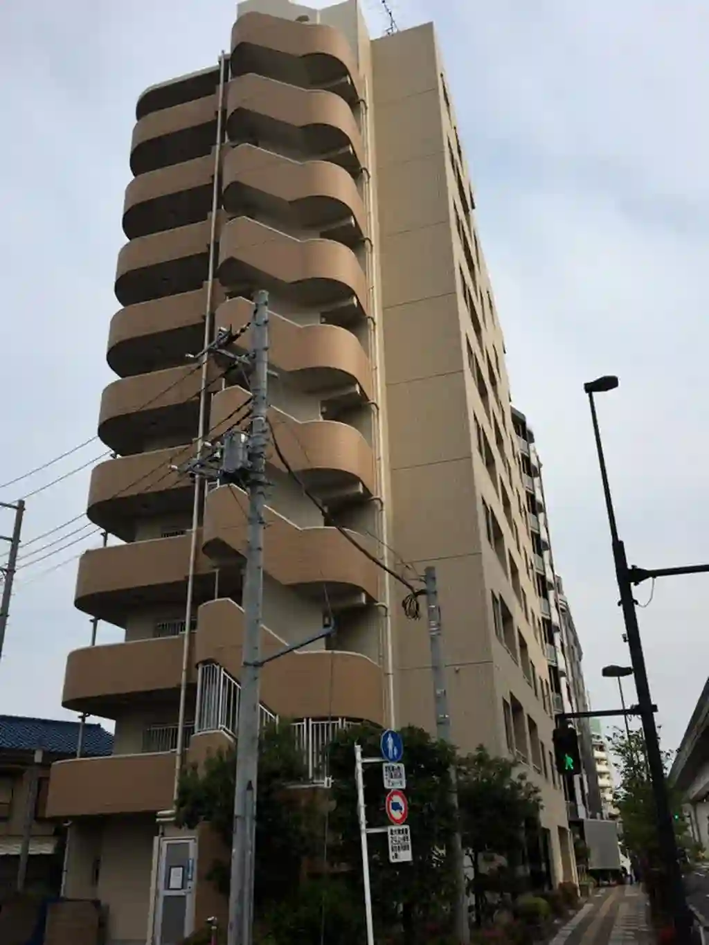 グラード舎人 外観