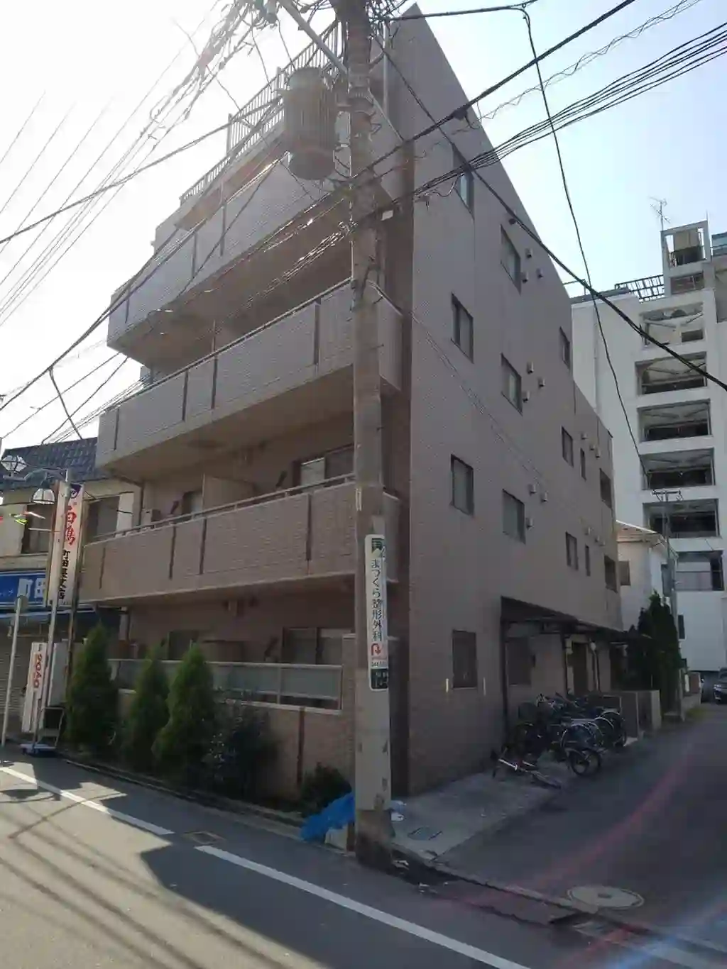 ファミーユ小和田 外観