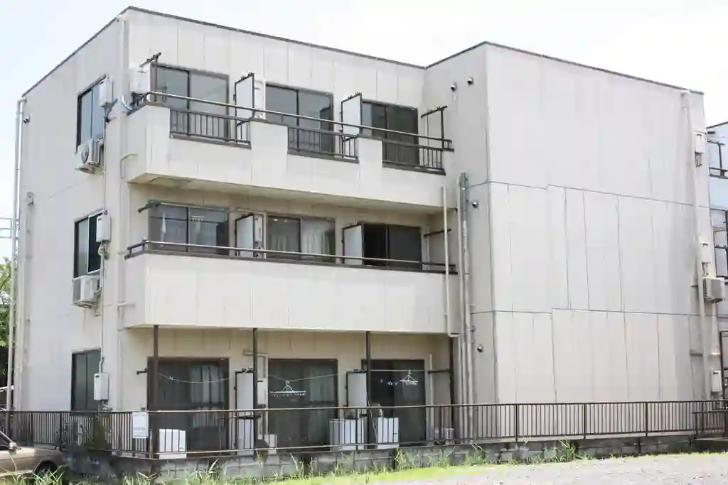 アクセス中根B 外観