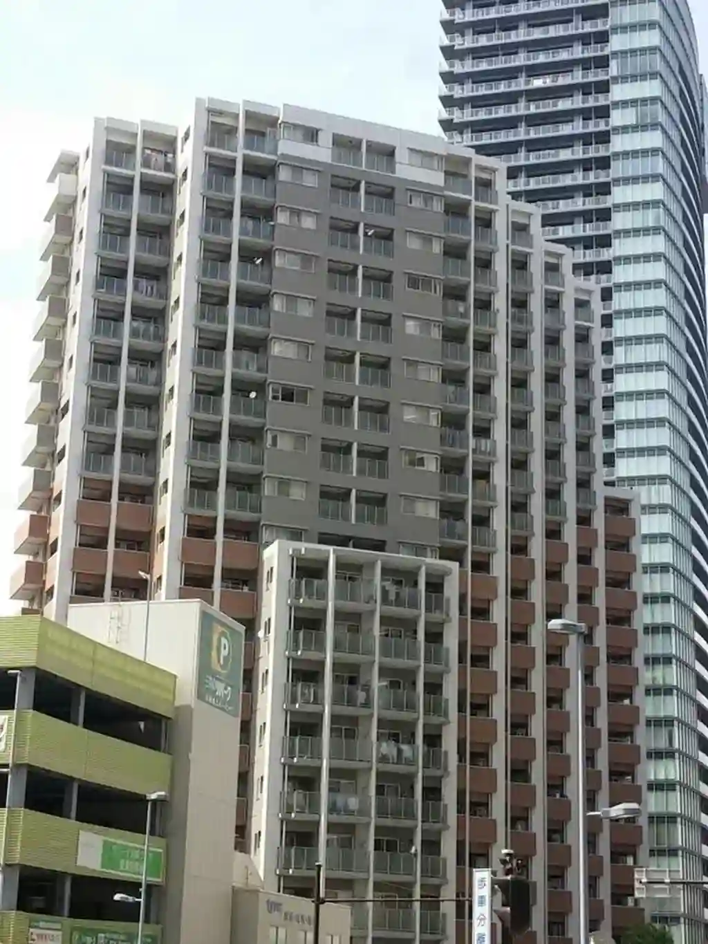 フロール川崎中幸町 外観
