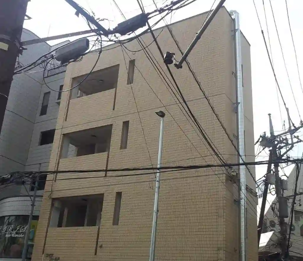ライブフィールド 外観