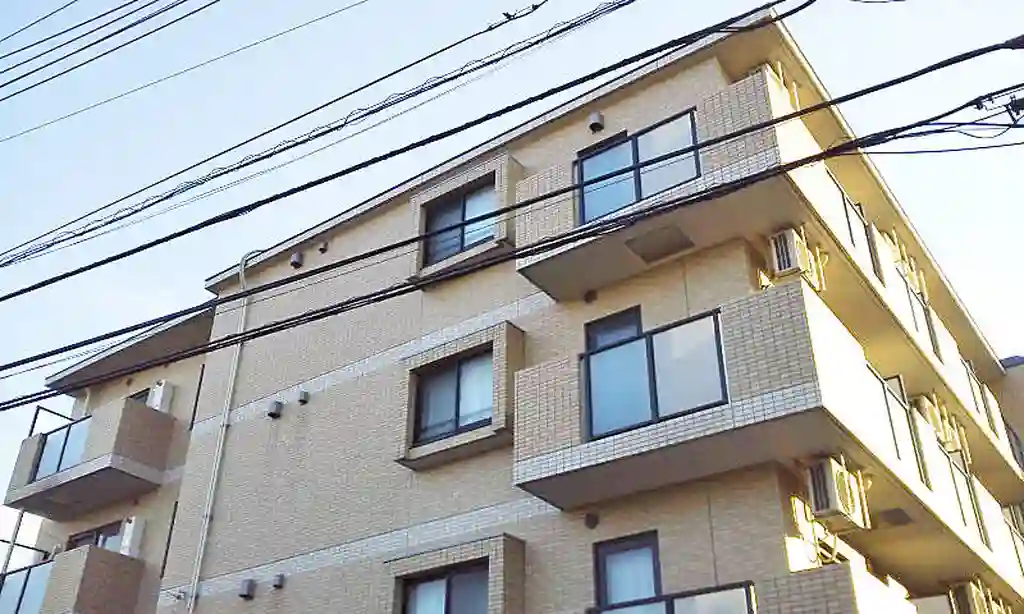 ラ・プルミエール 外観