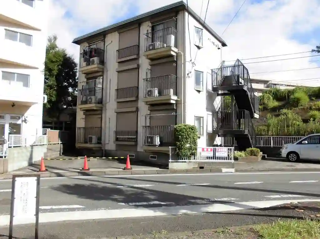 メゾン小菅ヶ谷 外観