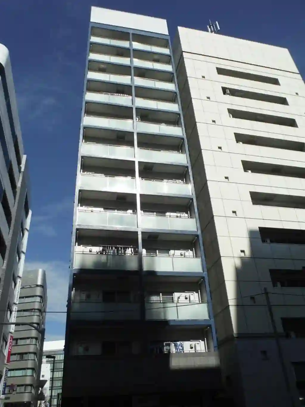 シャンブリーズ岩本町 外観