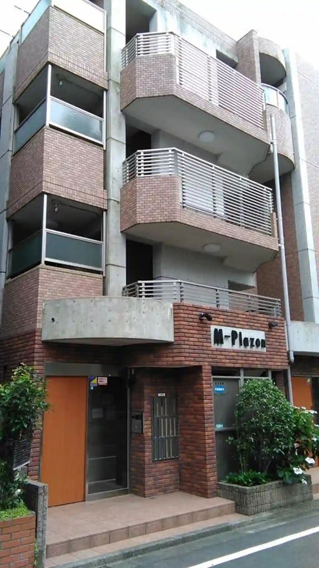 M-PLAZON 外観